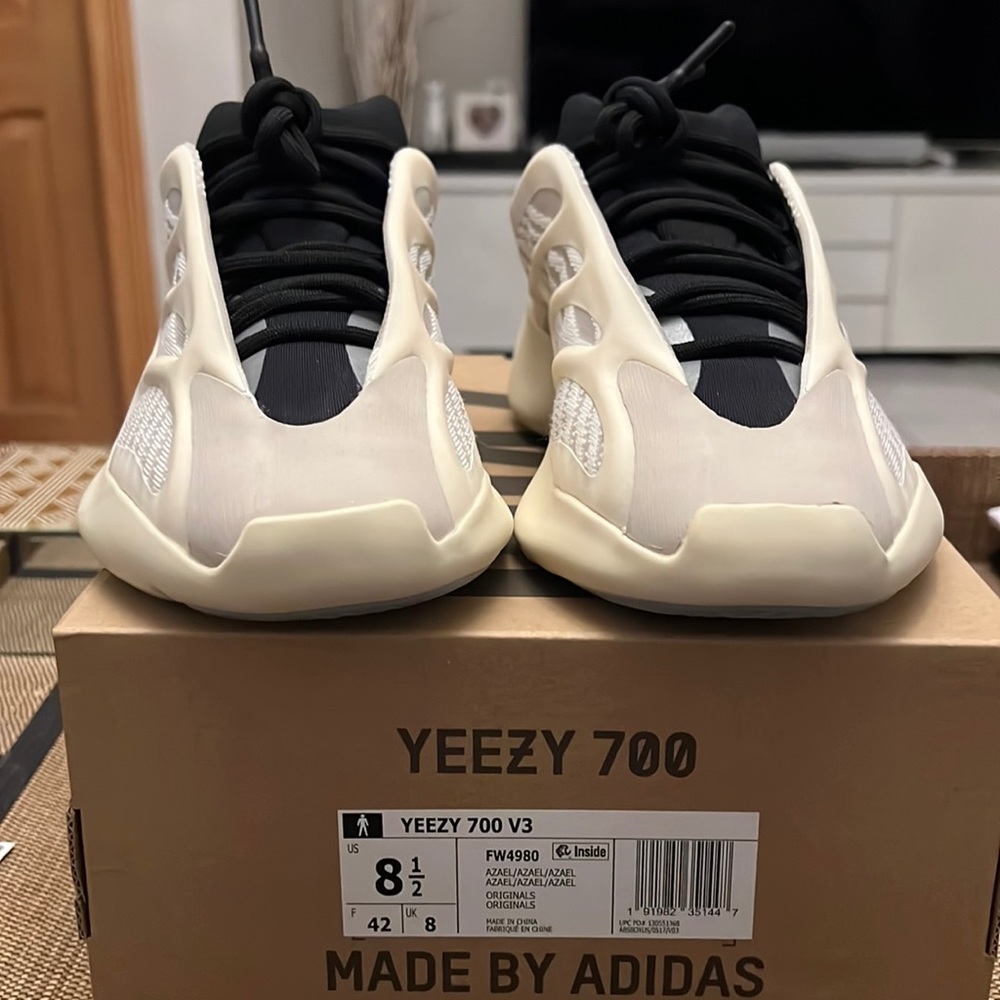 Adidas Yeezy 700 V3 Azael